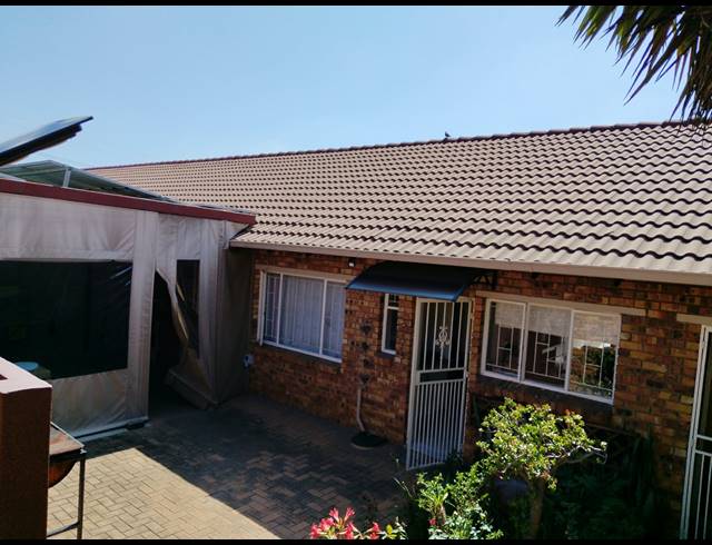 3 BEDROOM SIMPLEX FOR SALE IN TERENURE